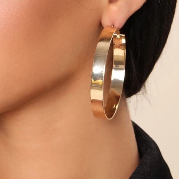 FASHION NOVA Five Piece Hoop Earring Set Better Off Together NWT - Picture 4 of 4